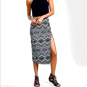 NWT Express Black & White Side Slit Midi Skirt